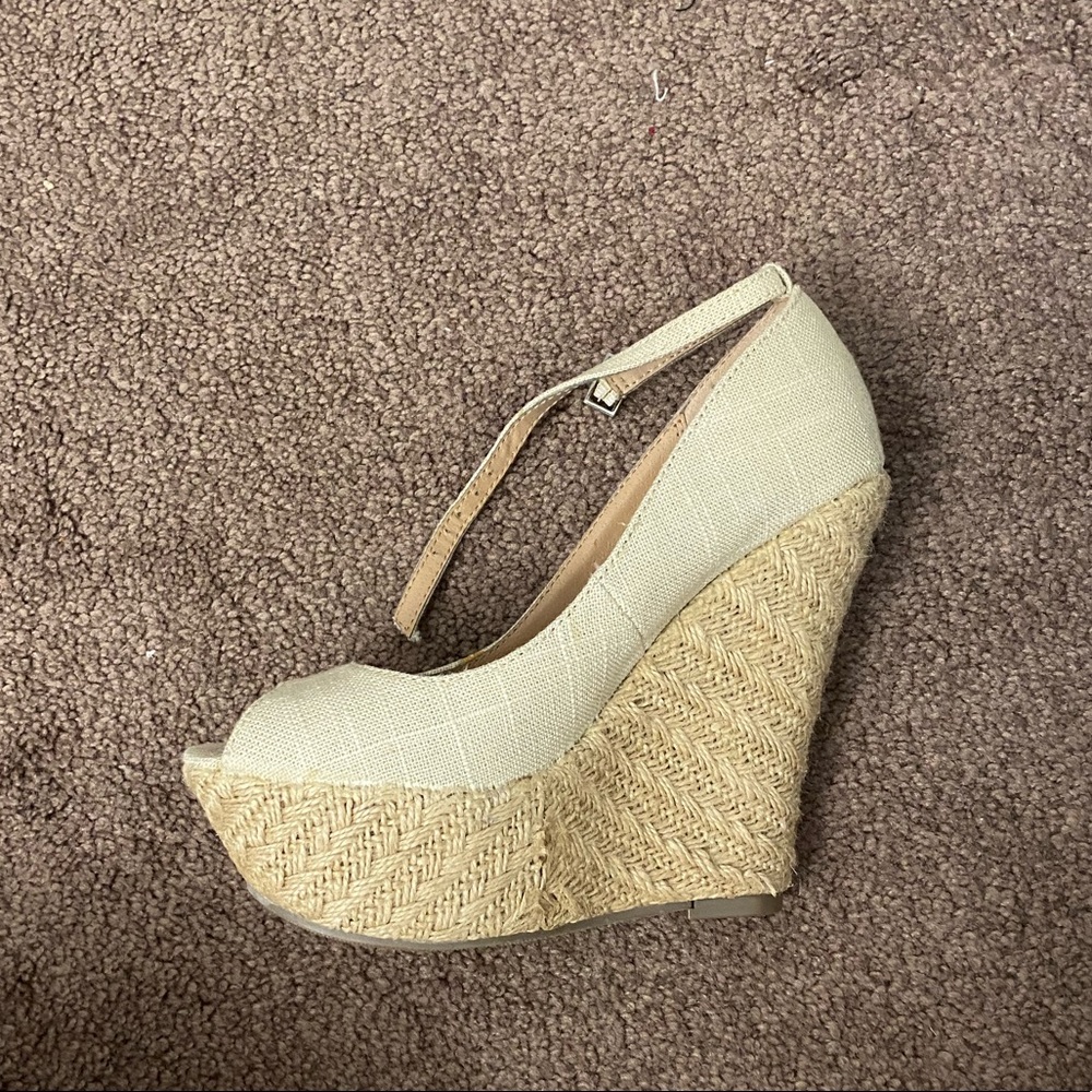 Wedge sandals